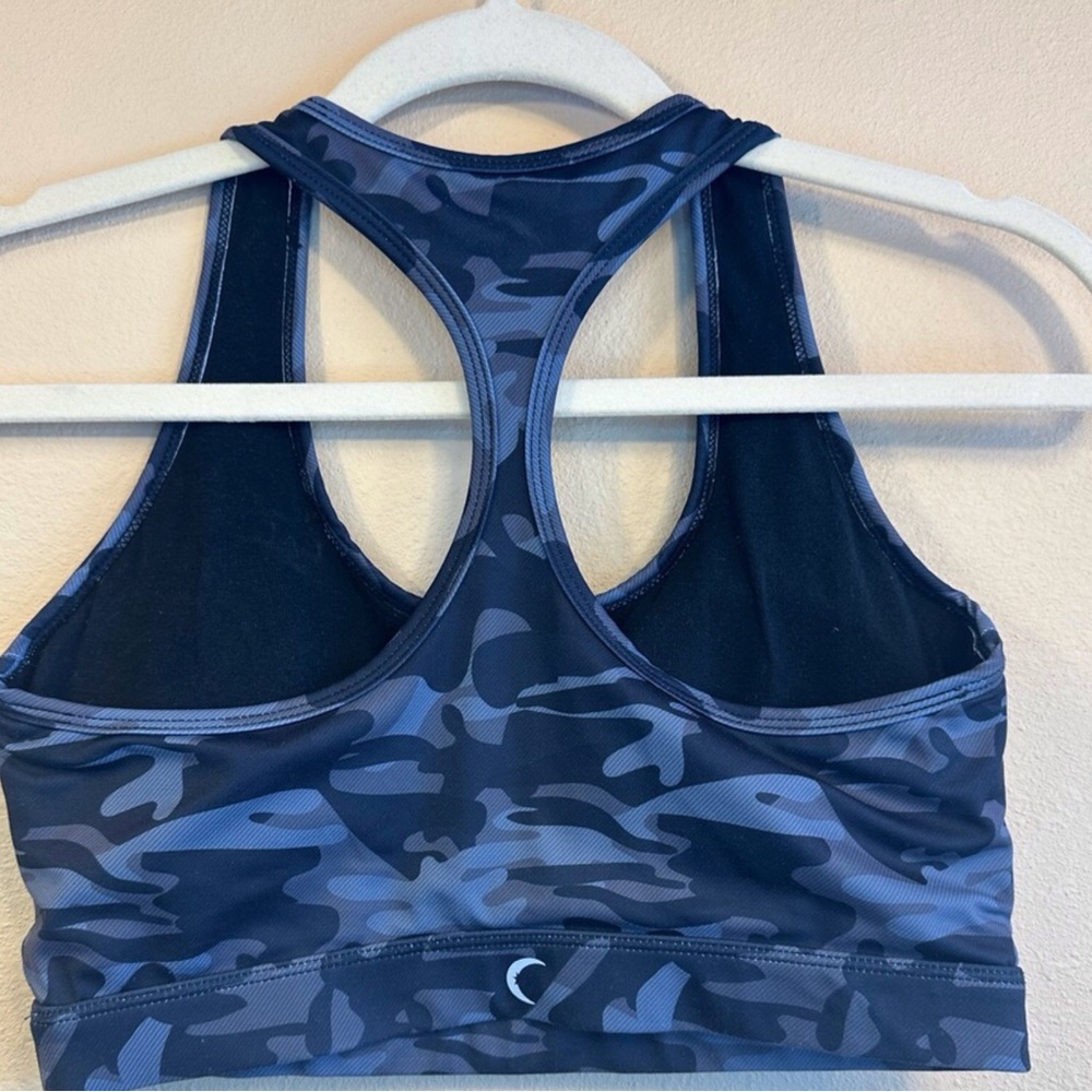 ZYIA ACTIVEWEAR BLUE CAMO RACERBACK SPORTS BRA Sz. Med ATHLETIC WEAR 🩵NWOT🩵